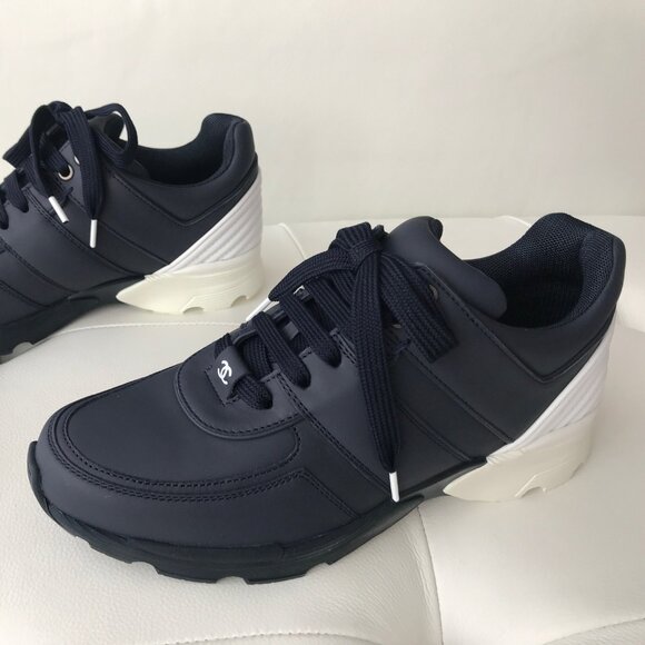 CHANEL NAVY LEATHER WHITE HEEL CC LOGO LACE UP SNEAKERS TRAINERS SHOES SIZE 38 - Picture 3 of 11